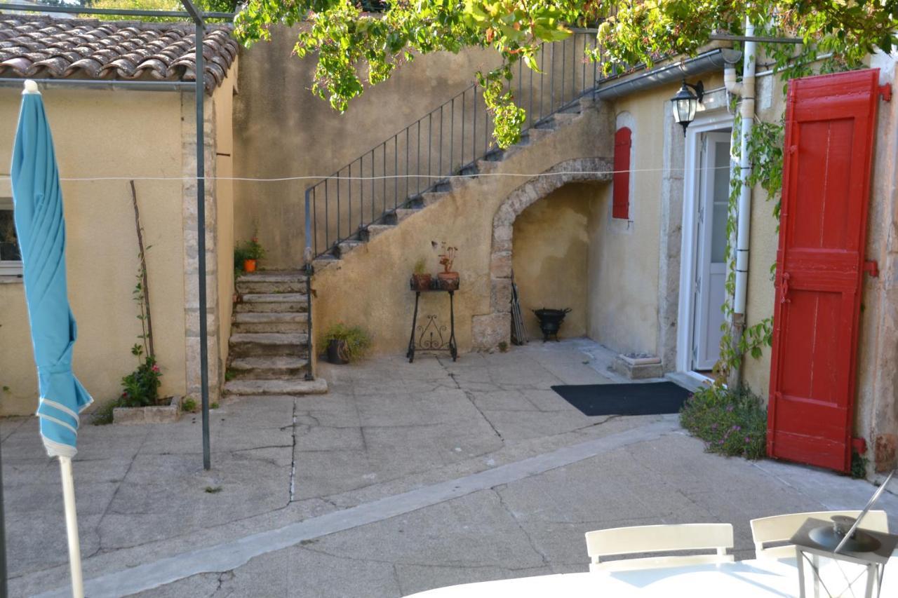 St Jean Du Gard : Spacious Apartment With Use Of Pool Saint-Jean-du-Gard Exterior foto